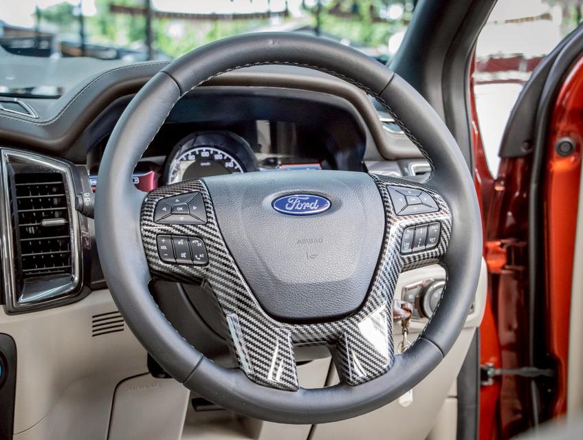 FORD EVEREST 2.2 Titanium+ ปี 2018 7