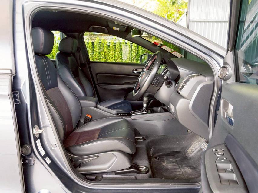 Honda city 1.5 e:Hev RS ปี2023 19