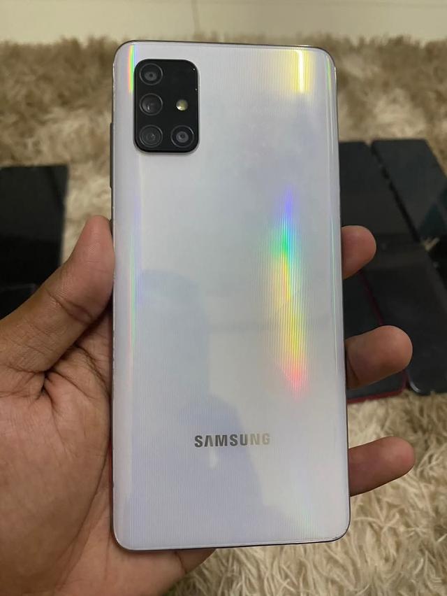 Samsung Galaxy A71 สีขาว