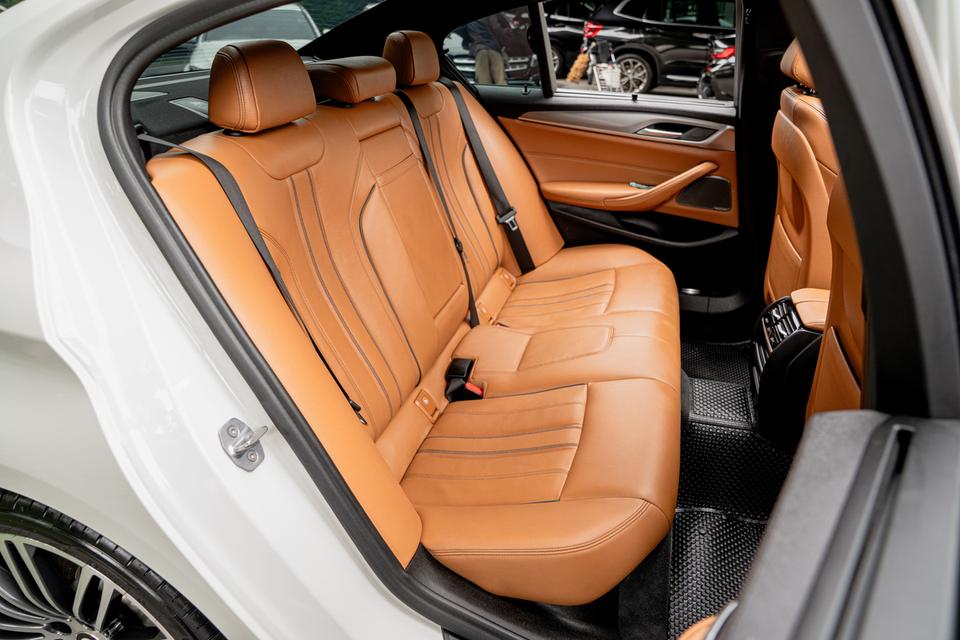BMW 530e M Sport Plug-in Hybrid ปี2019 📍เข้าใหม่วันนี้! 𝐁𝐌𝐖 𝟓𝟑𝟎𝐞 ตัวท็อป วิ่งน้อย 63,xxx km.เท่านั้นน ❤️‍🔥 6