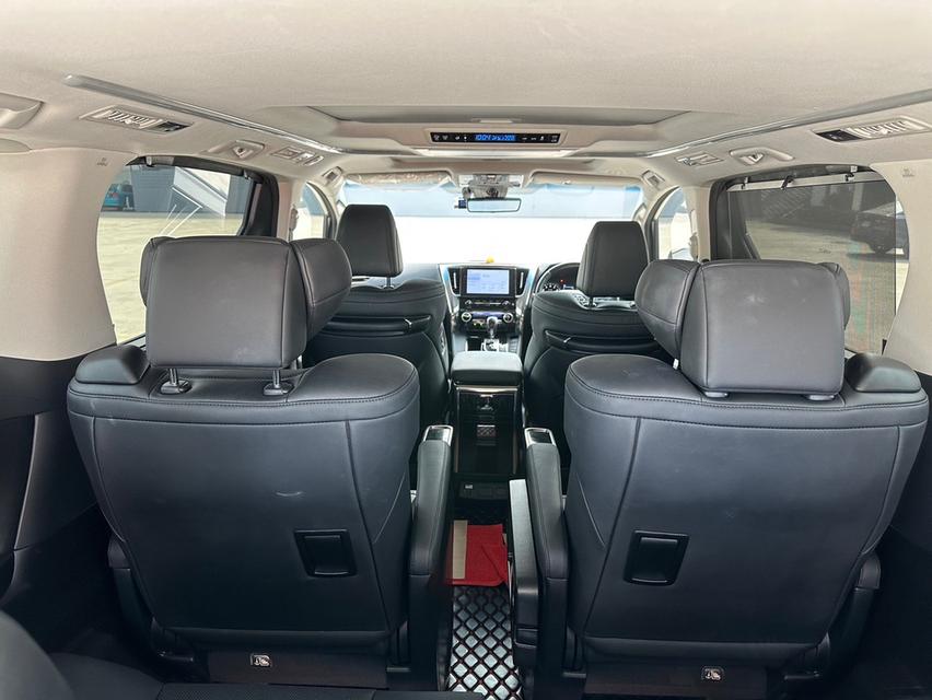 Toyota Alphard 2.5 SC Package ปี2023 7