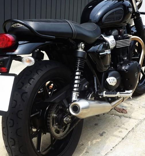 2020 Triumph Street Twin Divine Black Brembo Bonneville T100 มือสอง 4