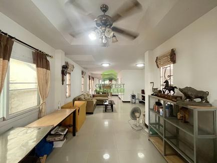 ขายบ้านแฝด หมู่บ้าน เสนากรีนวิลล์ ลำลูกกา คลอง 2 เนื้อที่ 41.10 ตร.ว ตกแต่งครบ ทำเลดี 2