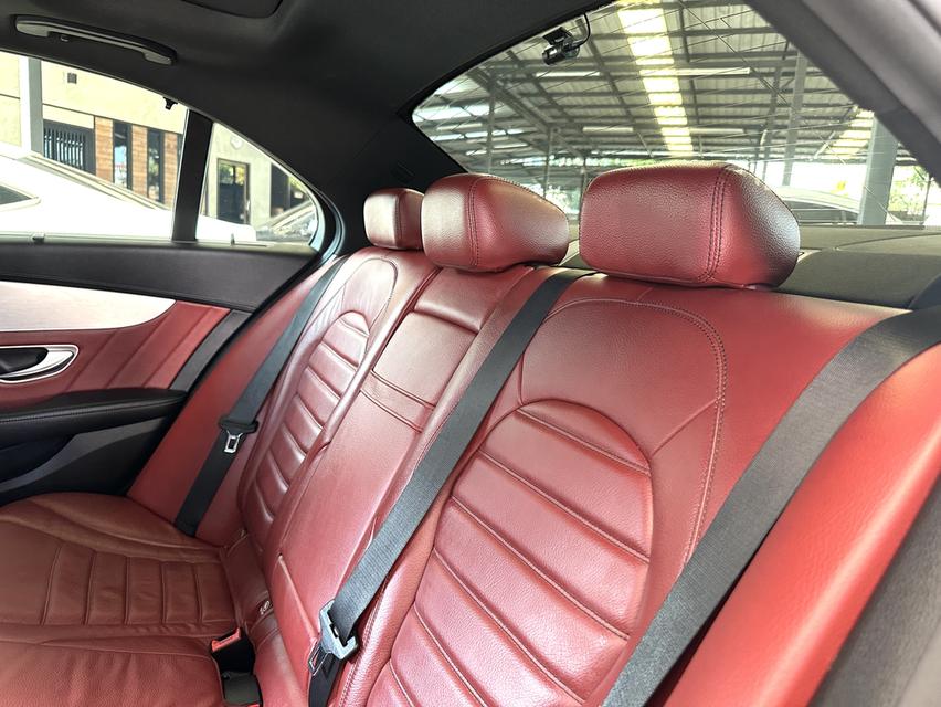 MERCEDES BENZ C220d AMG ปี2019 เครื่องยนต์ดีเซล ไมล์น้อย 16