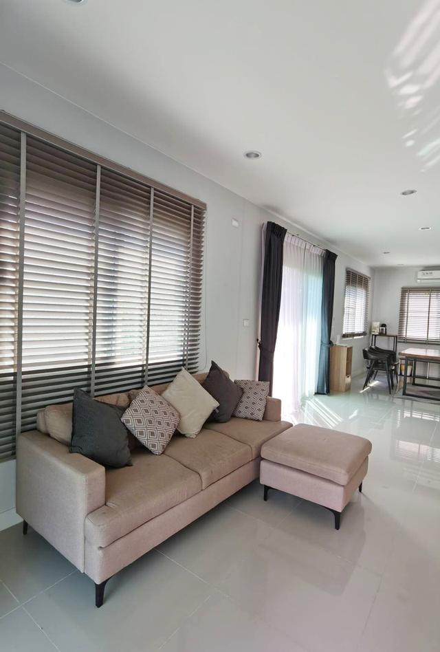 ให้เช่าบ้านเดี่ยว 2ชั้น  หมู่บ้านเซนโทร รังสิตคลอง 4 ธัญญะ ปทุมธานี 🚩ติดสนามกอลฟ์กรุงกวี,ใกล้โลตัสคลอง 4,ทางด่วน,โรงเรียนสวนกุหลาบรังสิต,ดรีมเวิล์ด 20