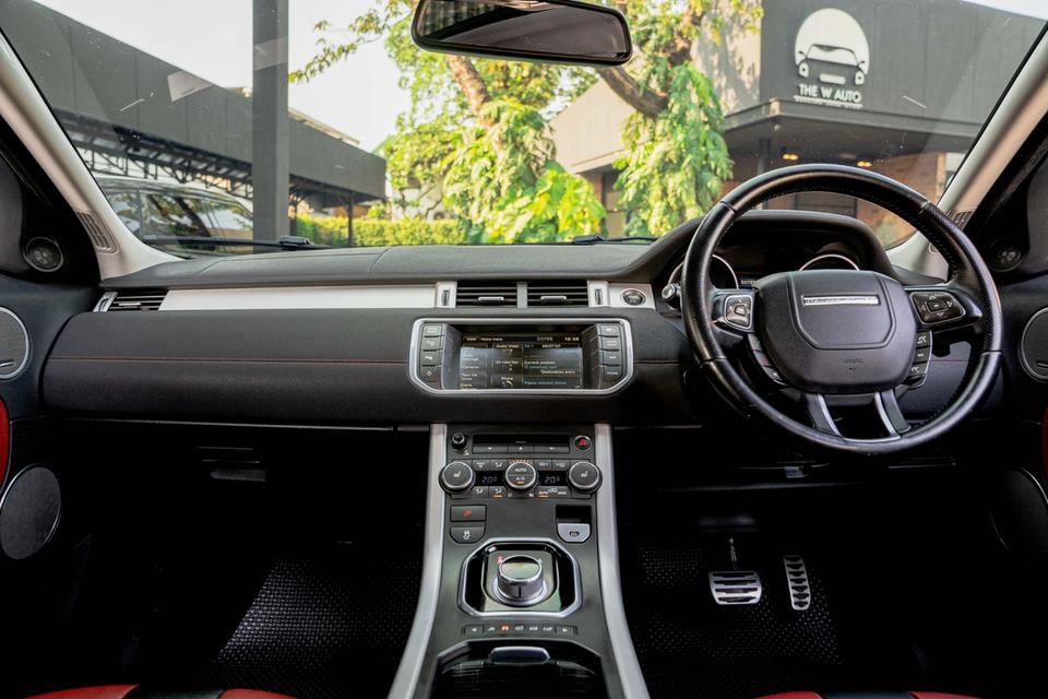 Land Rover รุ่น Range Rover Evoque 2.2 SD4 Dynamic ปี 2013📌𝗘𝘃𝗼𝗾𝘂𝗲 เข้าใหม่ full option พร้อมจอ TV หลัง!✨ 3