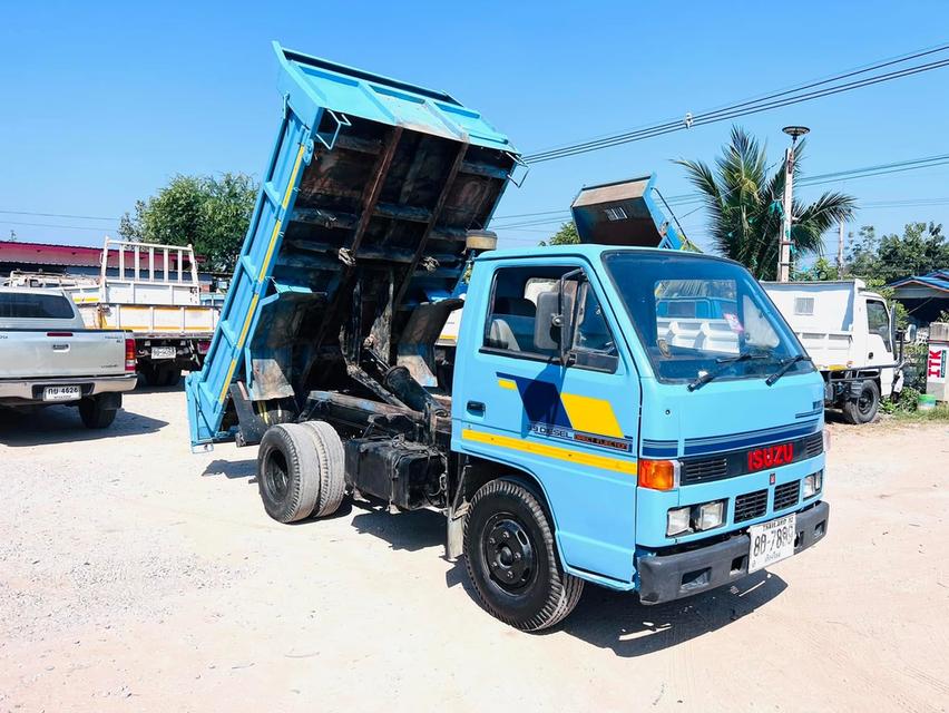 ปล่อยต่อรถบรรทุก 6 ล้อดั้มพ์ ISUZU NKR 88HP