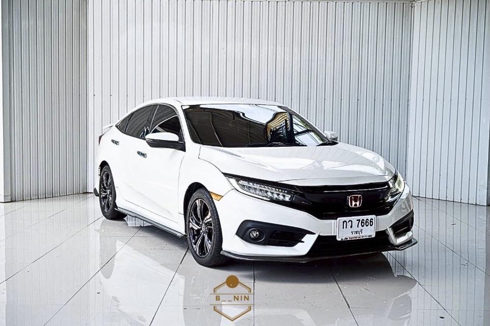 รถยนต์ honda