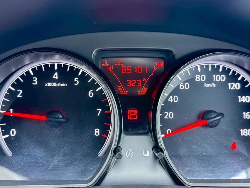 NISSAN NOTE 1.2V 2018 สีดำ  8