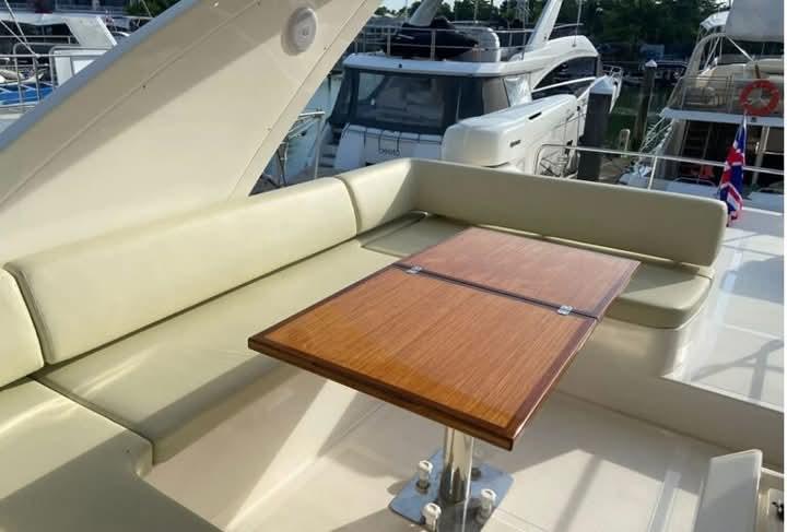 FOR SALE | 2011 | YACHT AZIMUT 58 FLYBRIDGE 6