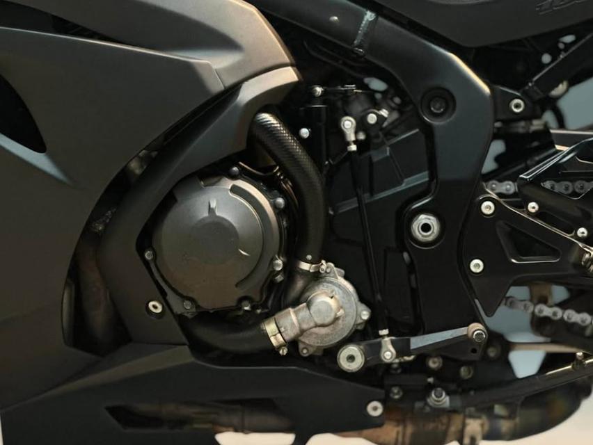 Suzuki GSX R1000 ขายถูก 7