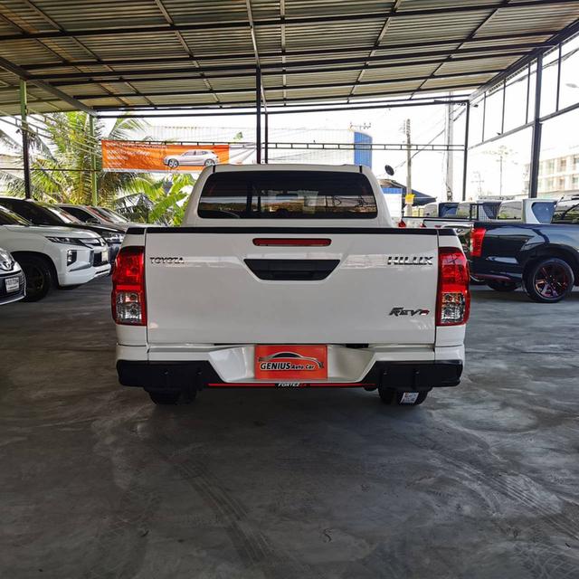 กระบะสี่ประตู มือสอง สภาพป้ายแดง รูปย่อยที่ 4