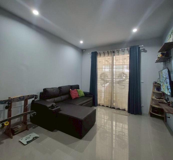 บ้านทาวน์โฮม2ชั้น เลขที่999/99 3ห้องนอน 3ห้องน้ำ มาบยางพร ระยอง 2