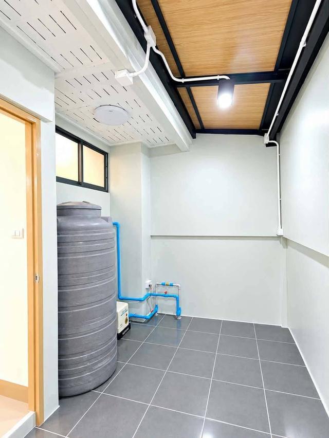 บ้านหลังมุมติดสวน ใกล้ MRT ท่าอิฐ 3 ห้องนอน 12