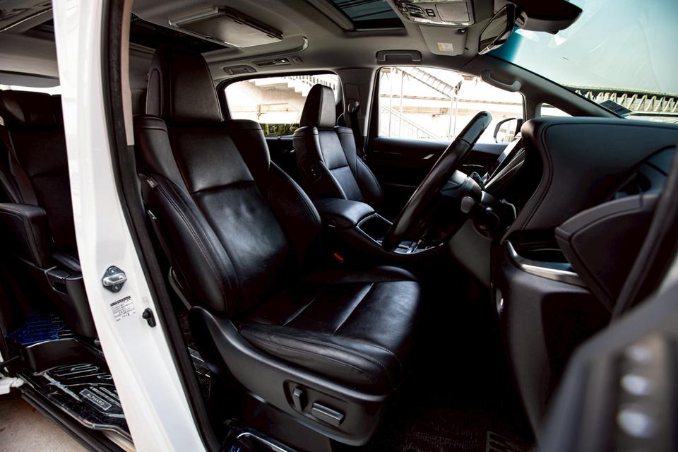 ขาย Toyota Alphard 2.5SC ปี19 10