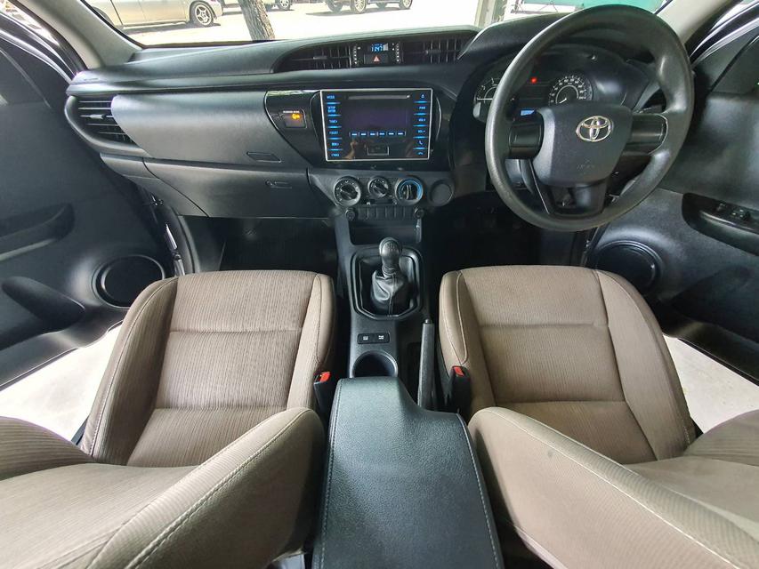 Toyota Hilux Revo 2.4J Plus Doublecab Prerunner ปี2018 เกียร์ธรรมดา มือ1ออกห้าง 3