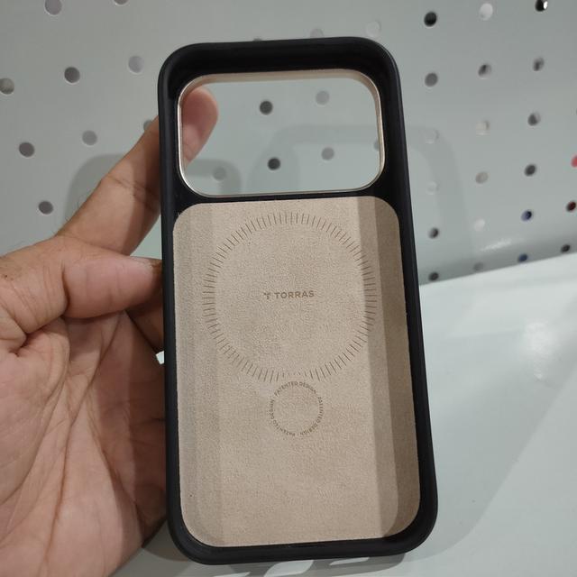 🔥เคส Torras Iphone 17 pro ยังใหม่ รูปที่ 6