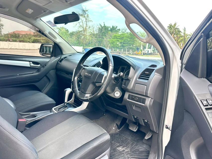 Isuzu Dmax HiLander 2.5 Z Auto ปี 2015 84,000 กิโลเมตร รูปที่ 9