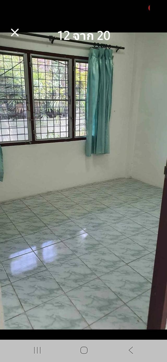 ขายบ้านพร้อมที่ดิน ใกล้สนามบิน เนื้อที่ 65.8 ตารางวา หลังใหญ่ 1 หลัง หลังเล็ก 1 หลัง 4