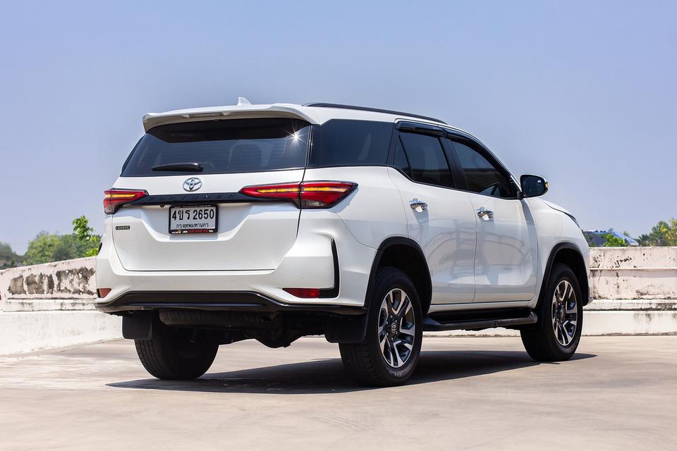 TOYOTA Fortuner 2.4 Leader G 6A/T ปี 2023 รูปที่ 5