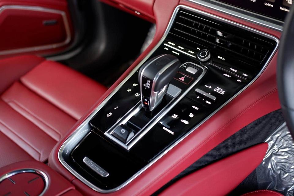 Porsche Panamera 4 E-Hybrid Platinum Edition 2023💰 ราคาพิเศษเพียง 5,490,000 บาท เท่านั้น! รูปที่ 14