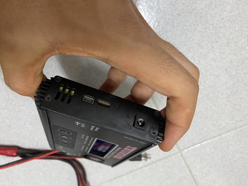 เครื่องชาร์จแบตรถบังคับวิทยุหรืออาร์ซี ใช้กับอุปกรณ์