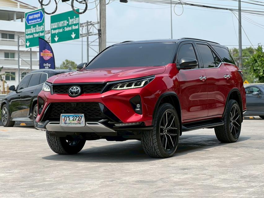 TOYOTA FORTUNER 2.4 LEGENDER BLACK TOP ปี 2022 โฉม ปี15-ปัจจุบัน (ป้ายสลับออก) รูปย่อยที่ 3