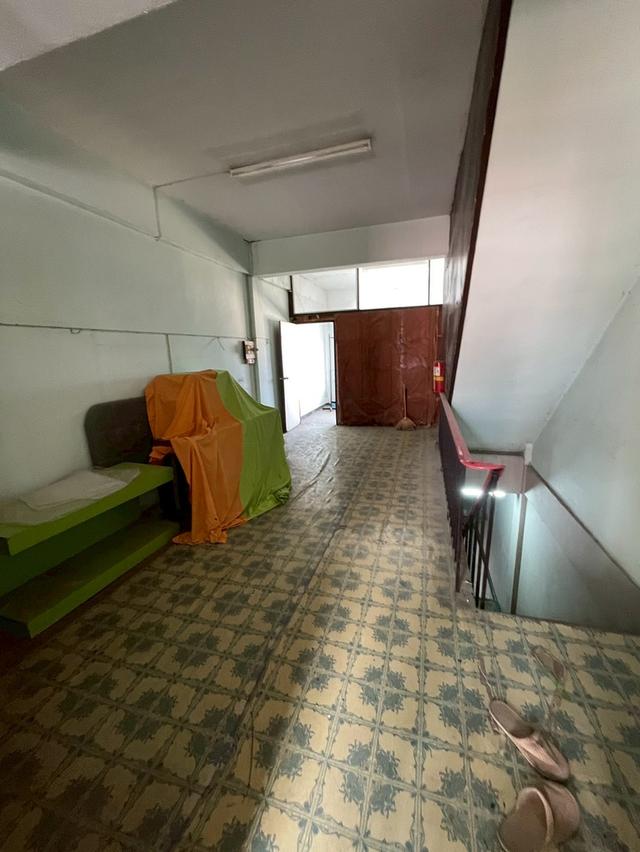 บ้านตึกแถว บ้านติดถนน 12