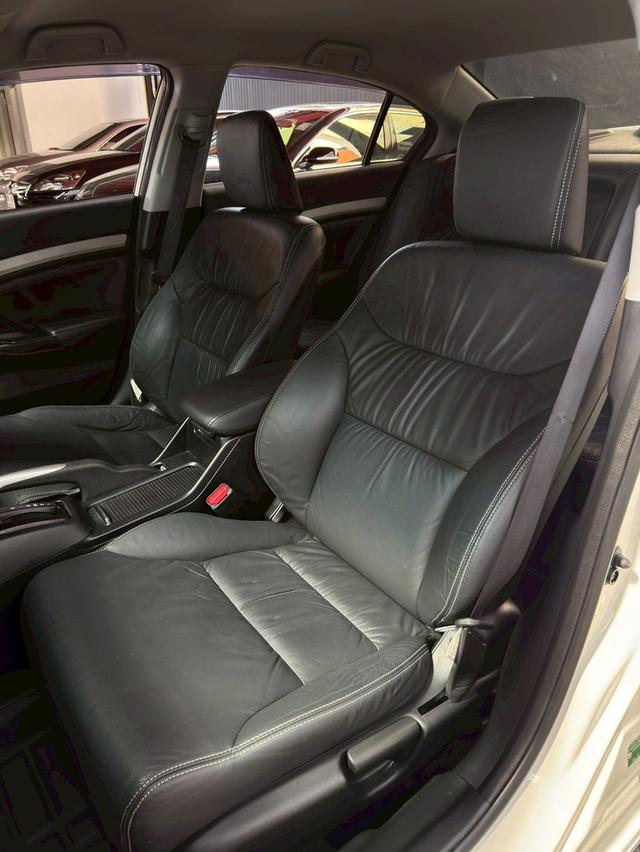 HONDA CIVIC 1.8 ES ปี2015 12