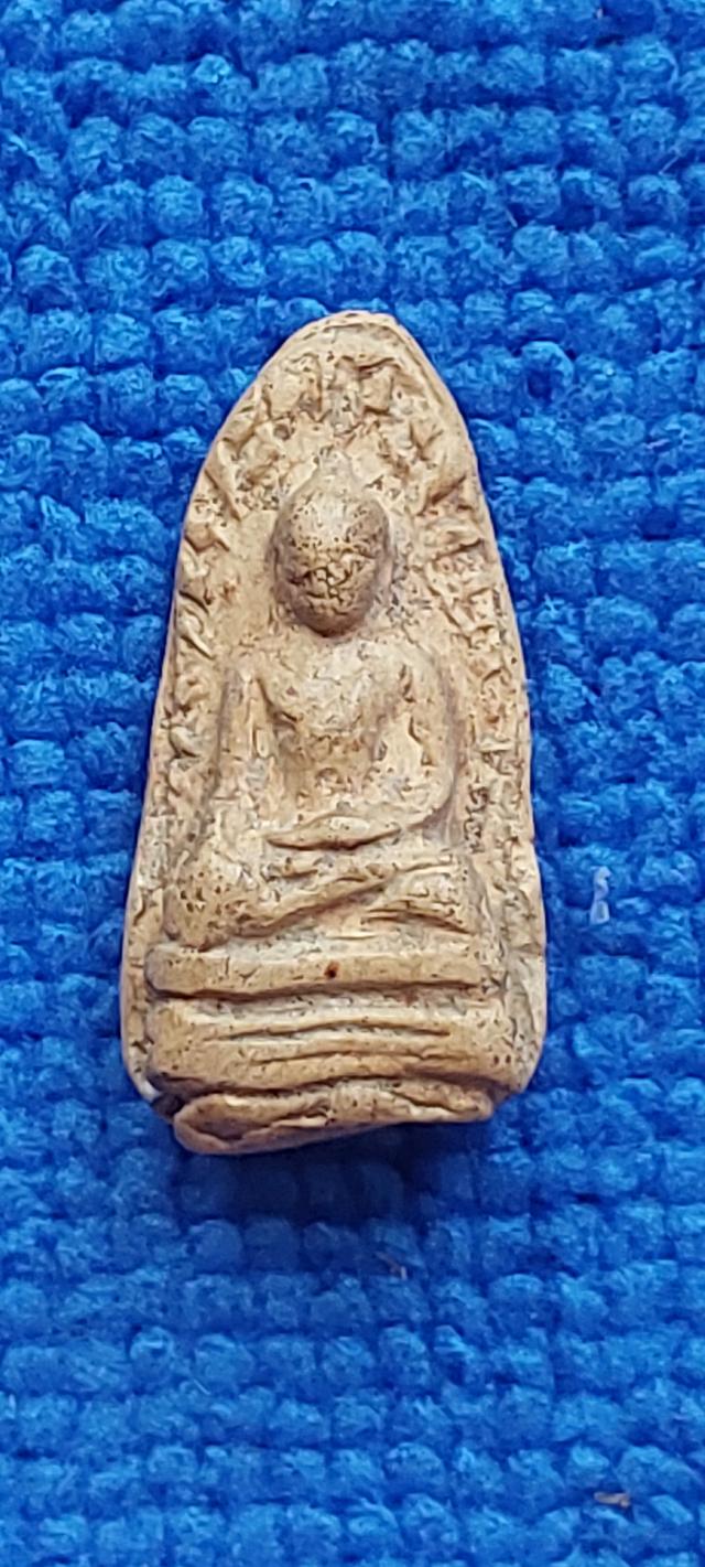 พระรอดกรุเนื้อดิน วัดมหาวันลำพูน รูปย่อยที่ 2