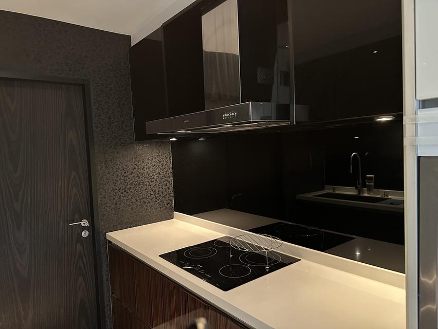 คอนโดเดอะแพลทินั่ม แฟชั่นมอล์ล 12