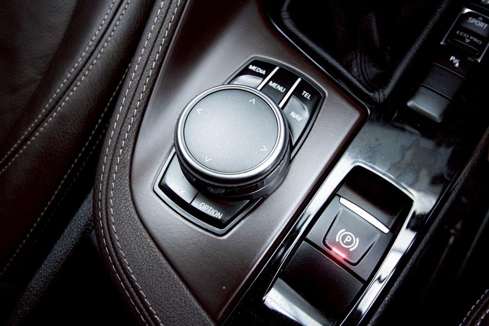 รหัสรถ 1D902 BMW X1.  SDRIVE18I 1.5 XLINE 12