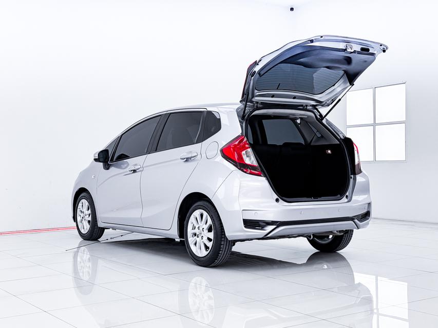 HONDA JAZZ 1.5 V ปี2021 สีเทา รูปที่ 6