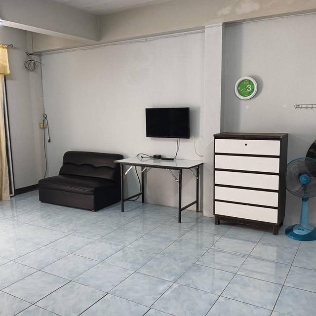 บ้านทาวน์เฮาส์ 2 ชั้น (หลังริม) 6