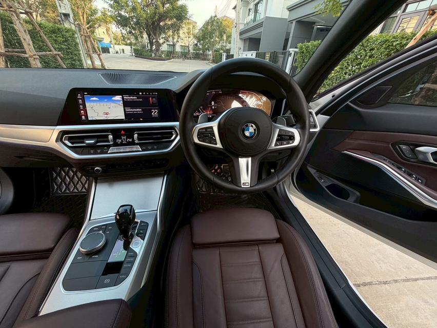 #BMW 320D M SPORT ปี 21 จด22 G20 สีขาว ✨รถมือเดียว สภาพป้ายแดง สีเดิมทั้งคัน  BSI ถึง 30 พ.ย. 69 หรือ 100,000 km. Warranty ถึง 30 พ.ย. 69 หรือ 200,000 รูปที่ 16