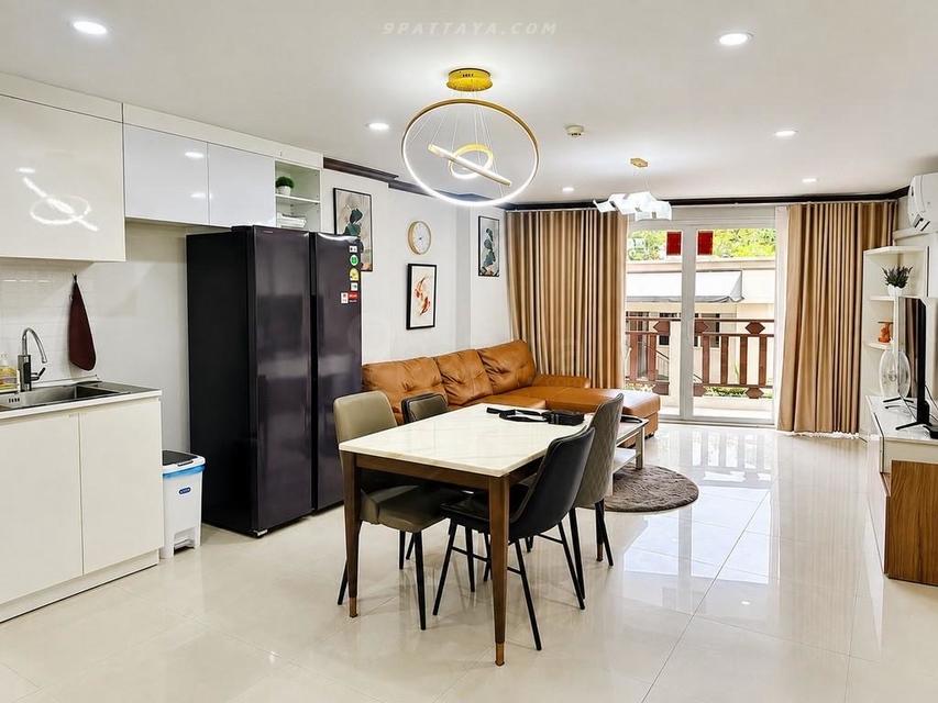 For Rent — 2-Bedroom Condo at Royal Hill Resort, Thappraya RoadSpacious condo for rent at Royal Hill Resort, Building B, located on Thappraya Road. 3