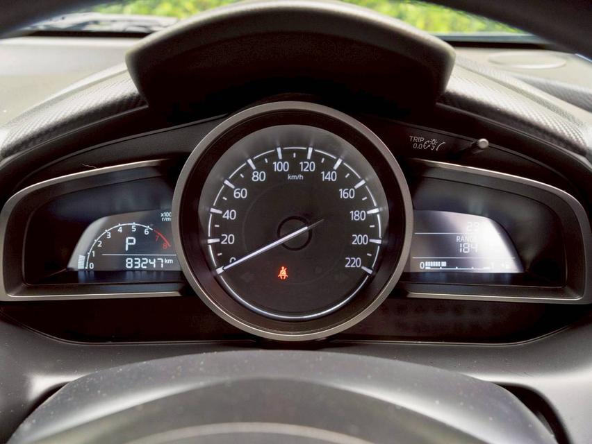 Mazda CX-3 2.0E ปี 2017 เจ้าของเดียว สวยสีเดิม รถไม่มีอุบัติเหตุ 16