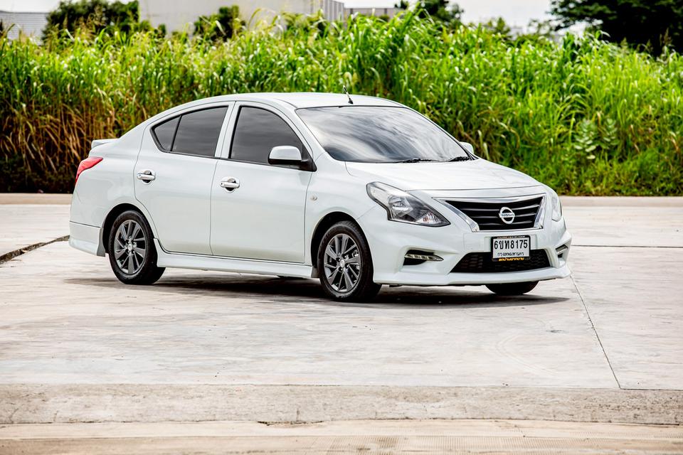Nissan Almera 1.2E ปี 2016 สีขาว เกียร์ออโต้