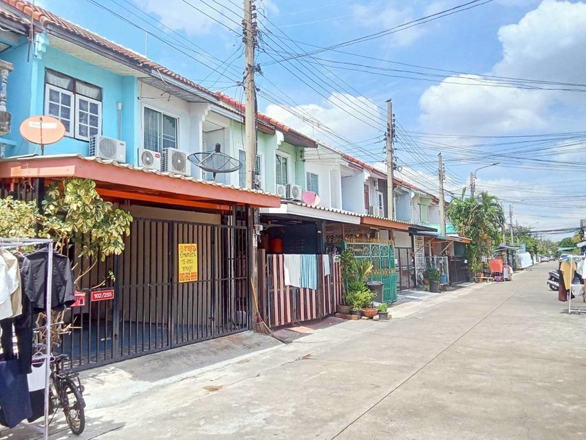 ขายบ้านทาวน์เฮ้าส์ 2 ชั้น หมู่บ้านสายทิพย์ สรงประภา18 2