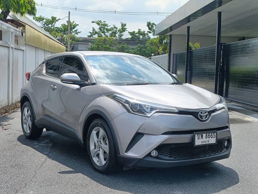 Toyota C-HR 1.8 MID Hybrid Y2019 รูปย่อยที่ 2