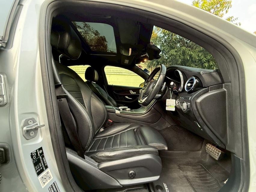 Benz GLC250 AMG Coupe สีเทา ปี 2019  (แต่ง GLC 43) รูปที่ 7