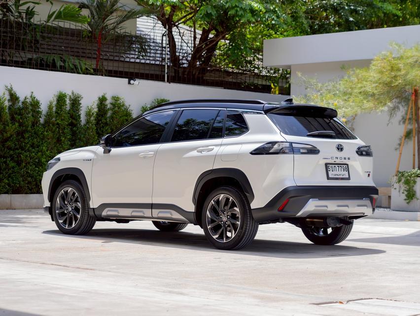 Toyota Corolla Cross 1.8 Hybrid GR Sport ปี 2024 เลขไมล์ 54,000 km.