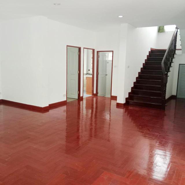 อมรเพลส 15