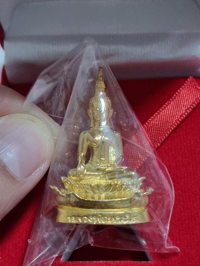 หลวงพ่อพระใส หนองคาย ขนาดใหญ่หน่อย