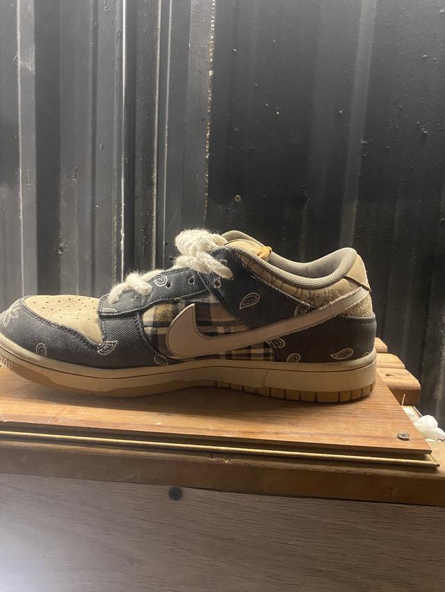 NIKE SB Dunk Travis Scott รูปที่ 5