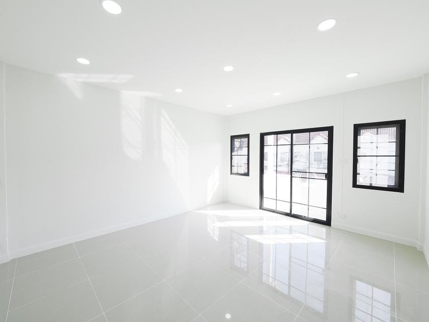 ขายทาวน์เฮ้าส์ 2 ชั้น ม.รินทร์ทอง ขนาด 16 ตร.ว. 2นอน 2น้ำ 1จอดรถ [ลำลูกกา-คลองสอง] ขาย 1.48ล้าน 16