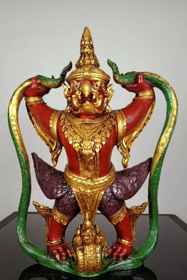 537.ครุฑยุดนาค  กว้าง 37 ซม. สูง 56 ซม.