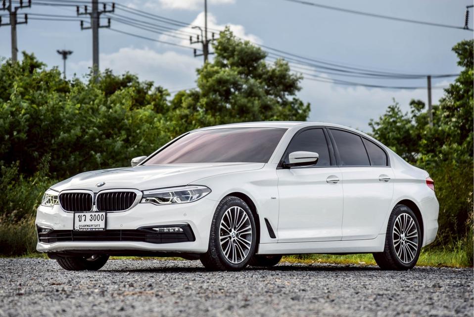 BMW 520D Sport [G30] AT 2018 พร้อมใช้ 