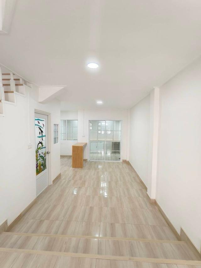 หมู่บ้านมณีรินทร์เลคแอนพาร์ค 4
