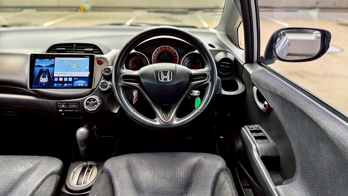 Honda jazz 1.5  13